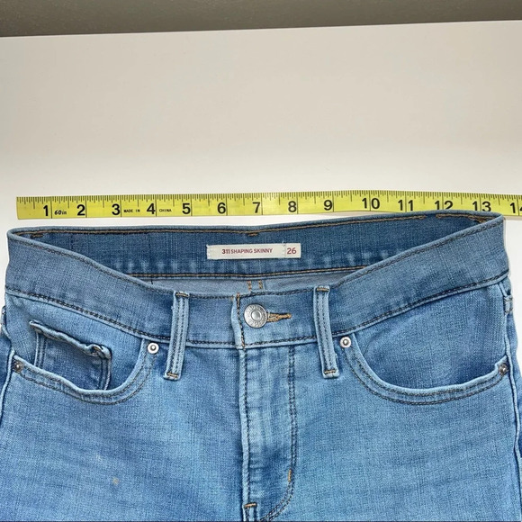 Levi’s 311 Shaping Skinny Light Wash Mid-rise Skinny Jeans 26 Women’s - Picture 11 of 16
